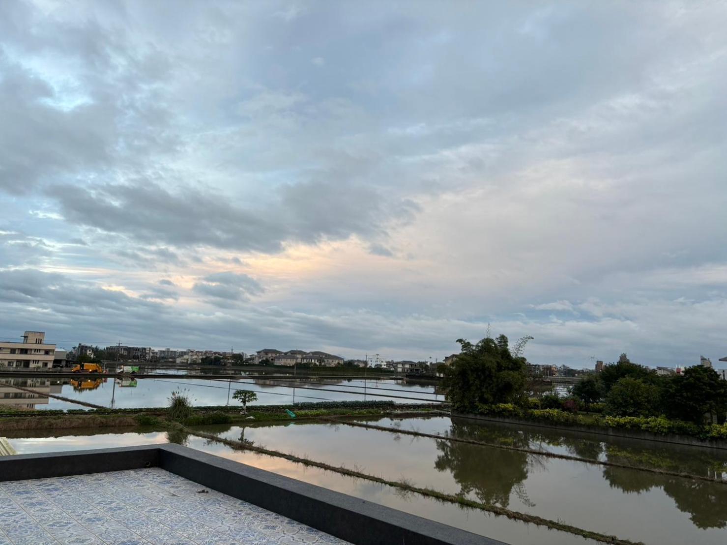 Love米渡假會館 Wujie Luaran gambar